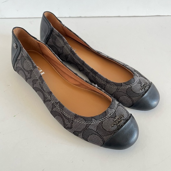 Coach Chelsea Outline Signature Logo Smoke & Black Slip-On Ballet Flats Sz 7B - Picture 1 of 10